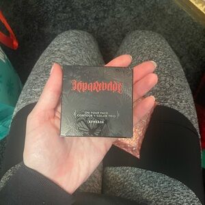 Reina Rebelde Contour + Color Trio Palette